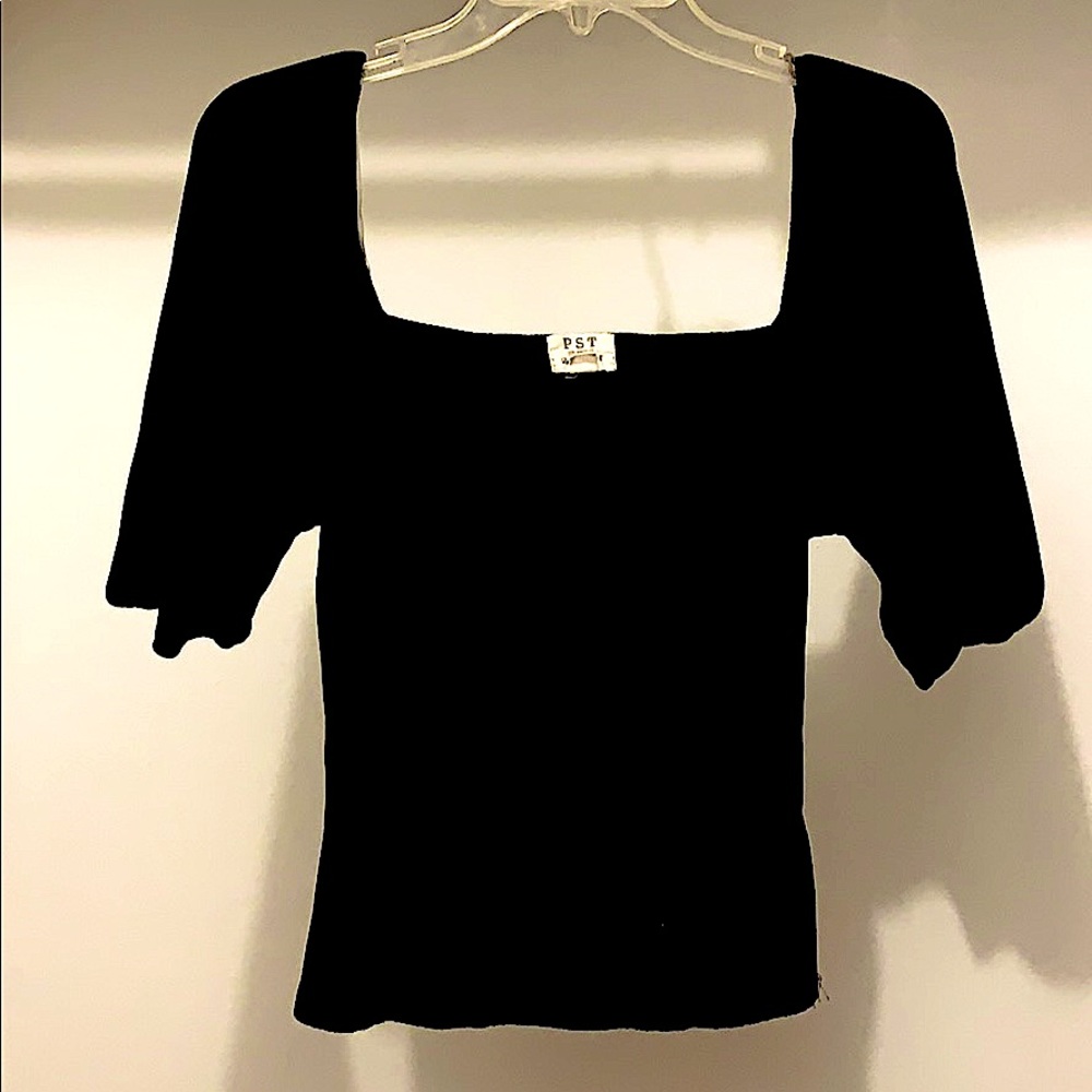 Beautiful square top